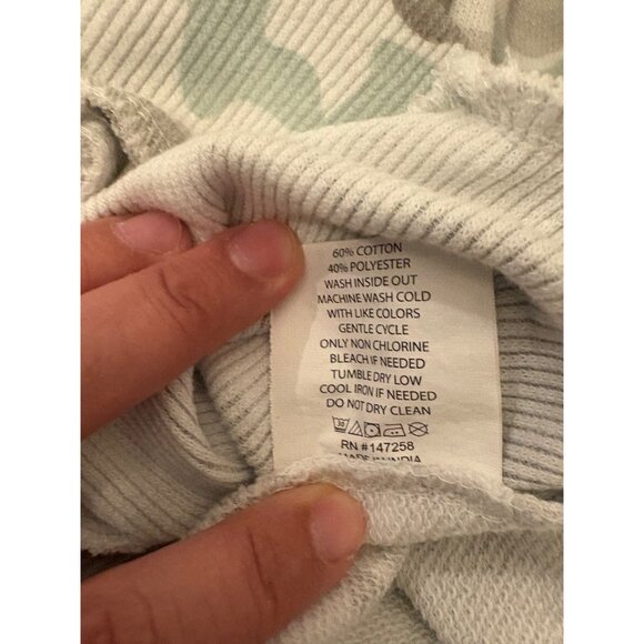 Simply Southern Women’s Size Large Camo Hoodie Sweatshirt Brown White Green Tan - Picture 6 of 6